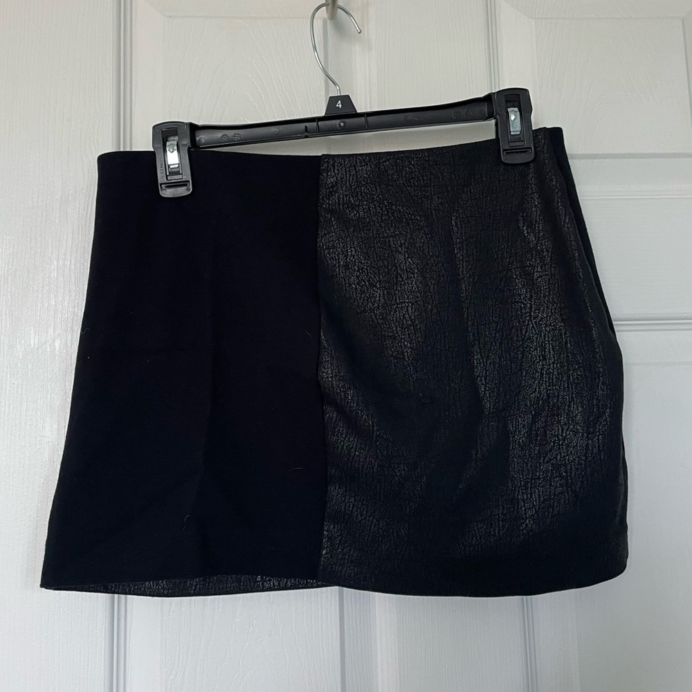 EXPRESS two toned mini skirt